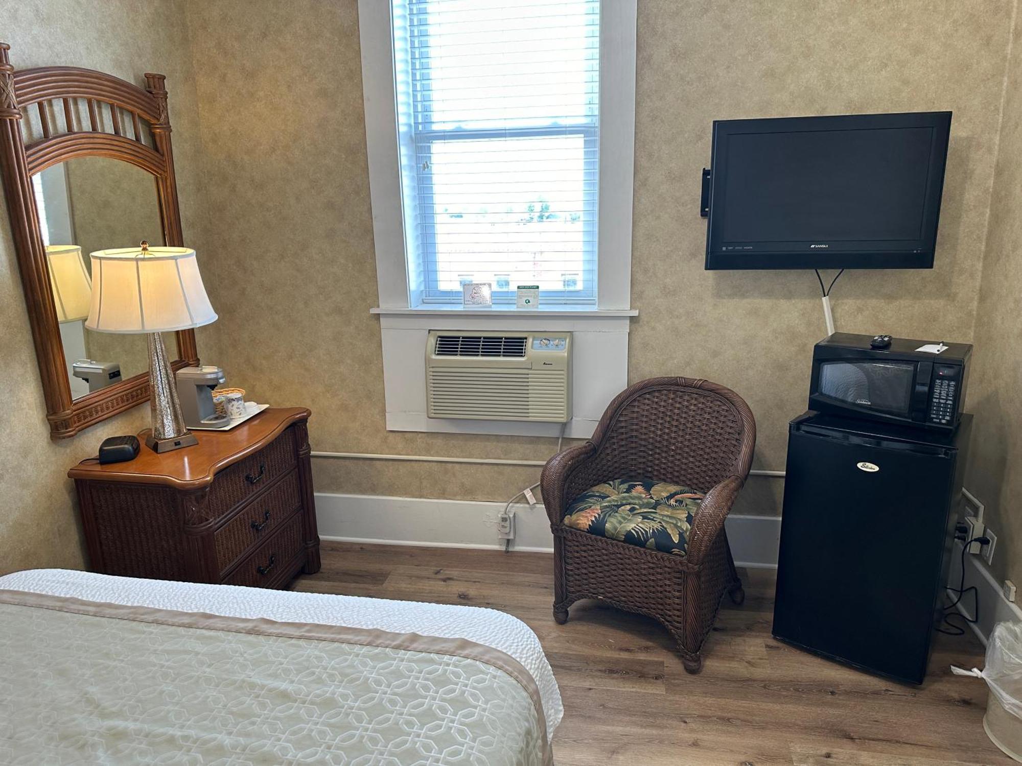 Aparthotel Island House Historic Vacation 2*
