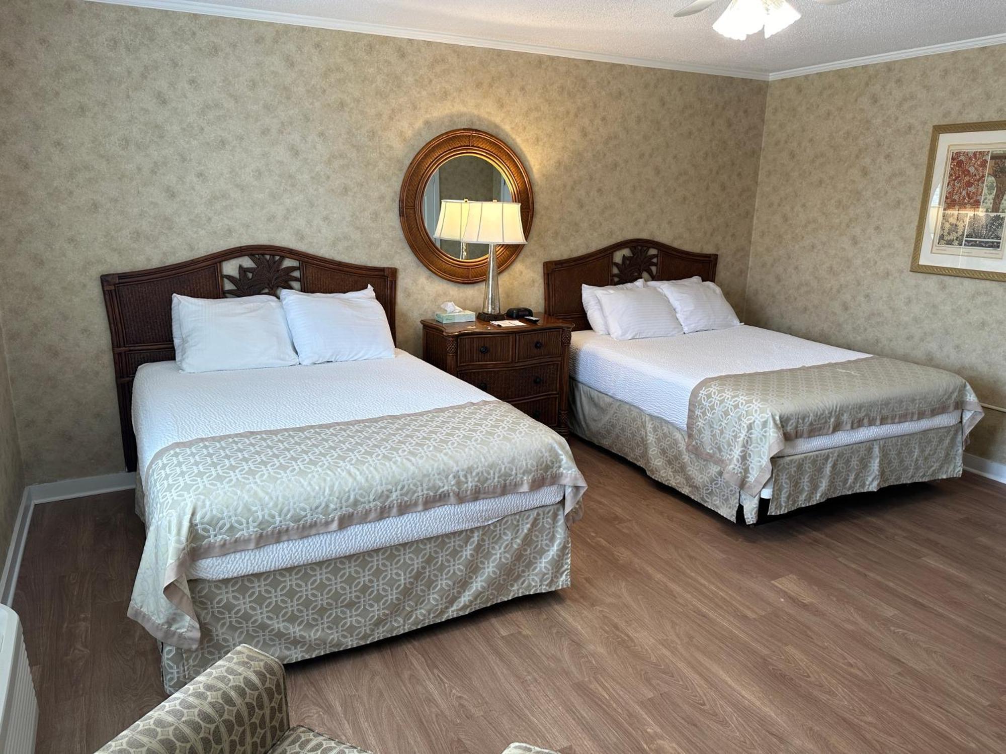 Island House Historic Vacation Aparthotel Port Clinton