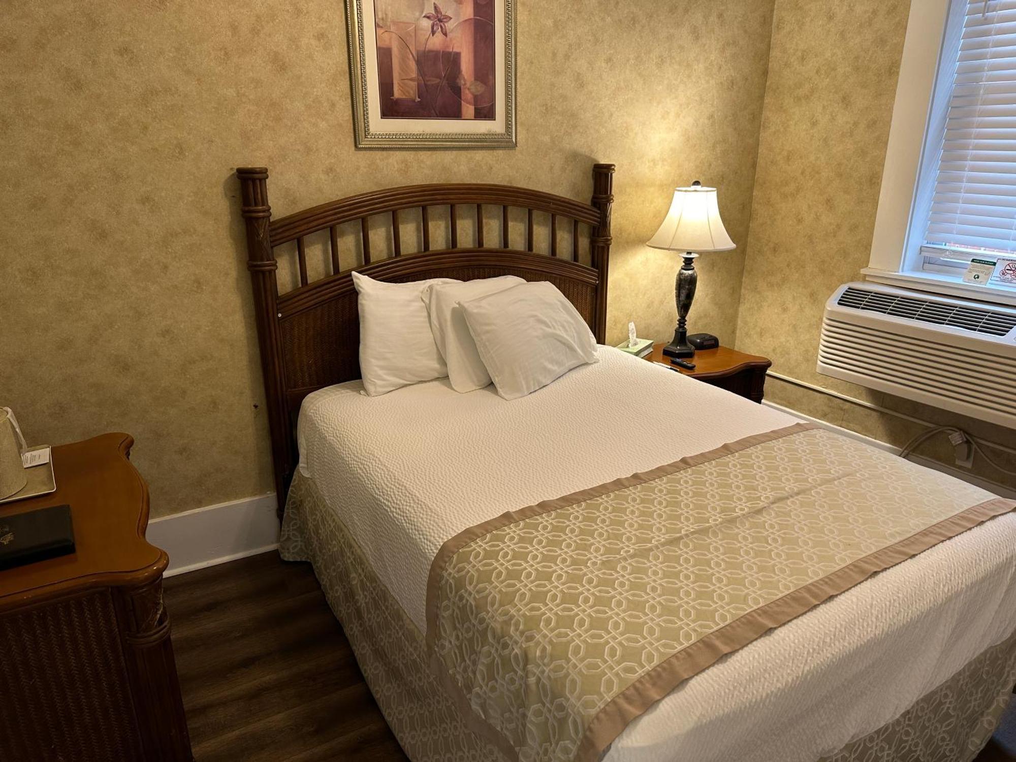 Aparthotel Island House Historic Vacation 2*