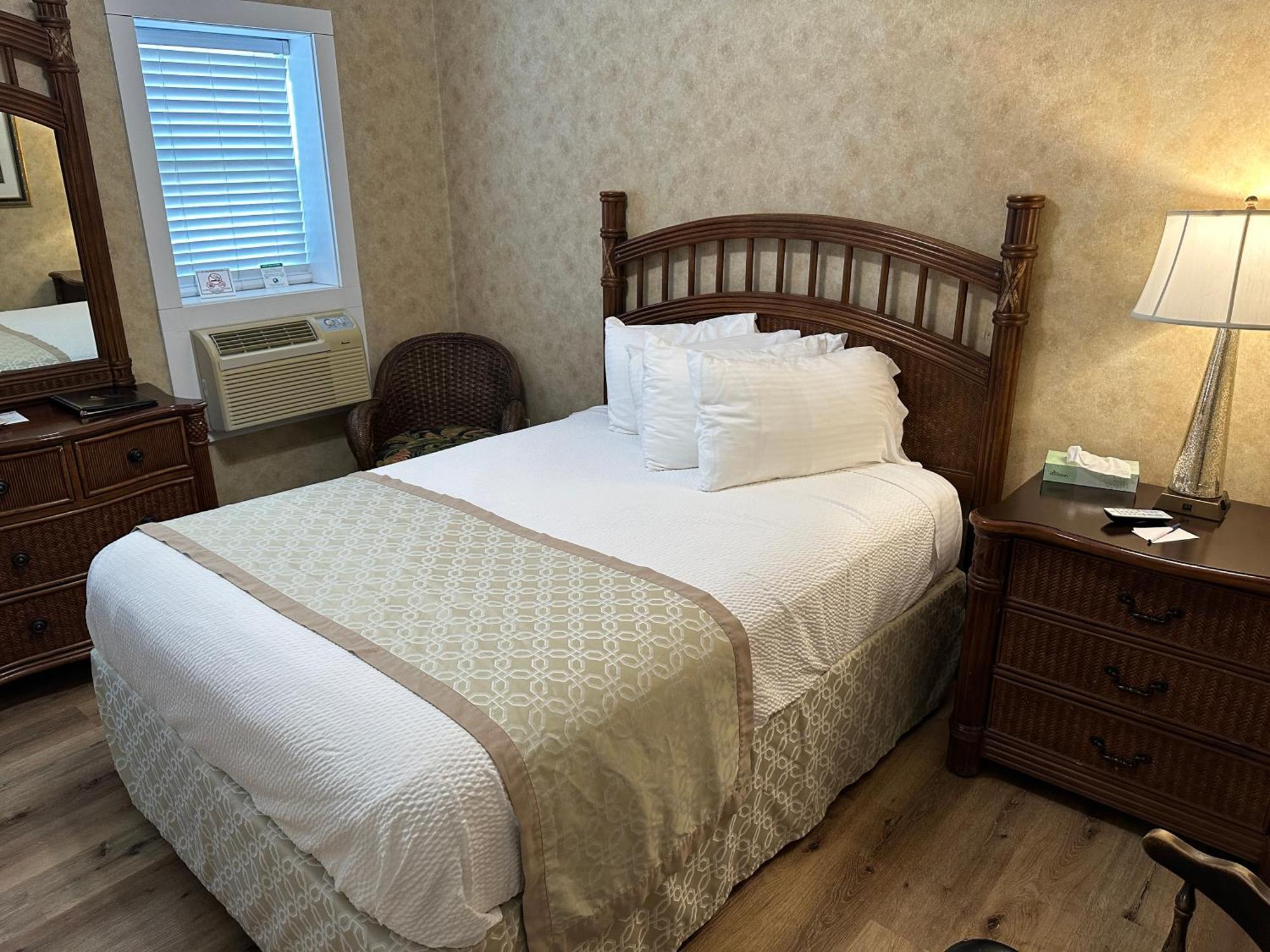 Island House Historic Vacation Aparthotel