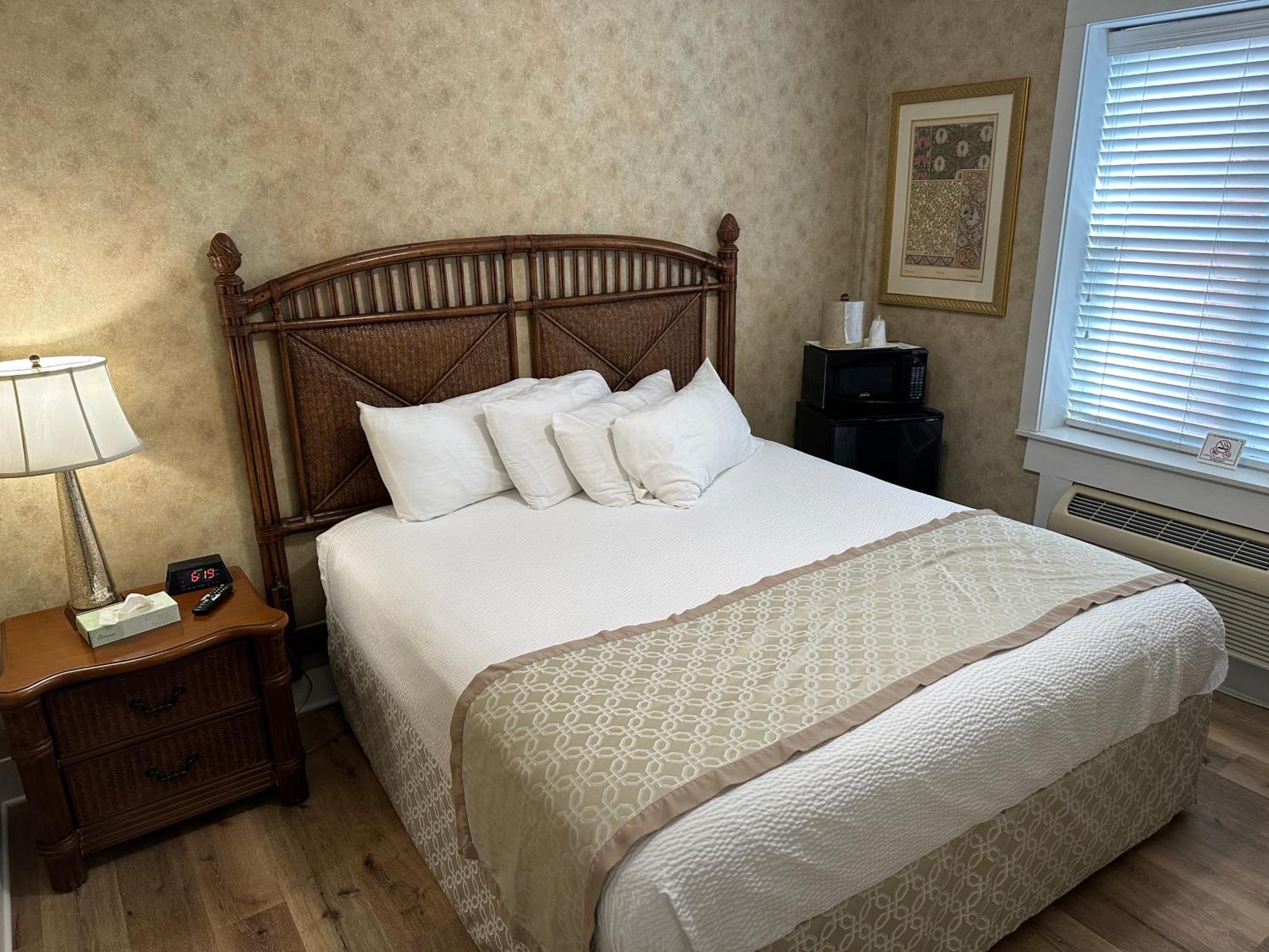 Island House Historic Vacation Aparthotel