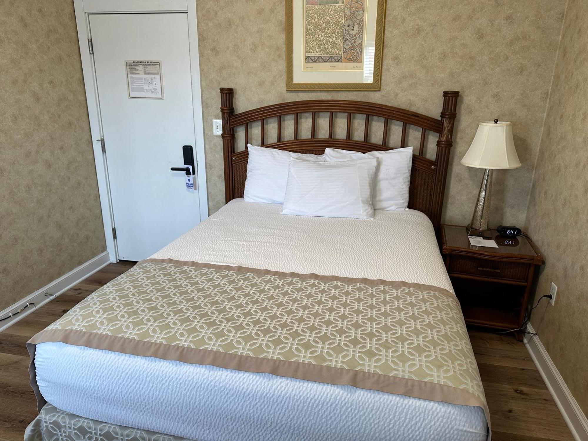 Aparthotel Island House Historic Vacation